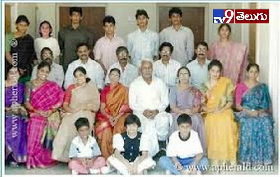 నాటి జ్ఞాపకాల్లో నేను…’జగన్’ అరుదైన ఫోటోలు