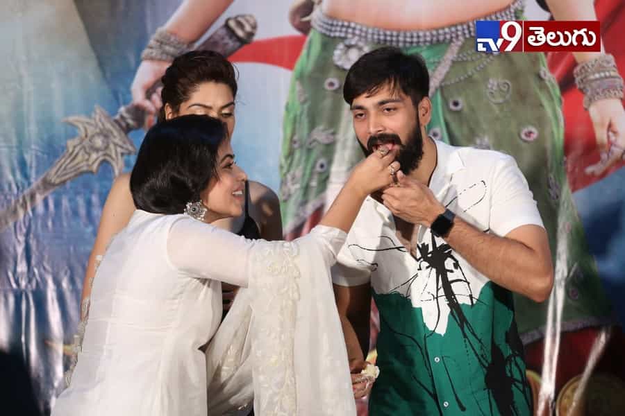 ‘సువర్ణ సుందరి ‘మూవీ ప్రీ రిలీజ్ ఈవెంట్ ఫొటోస్