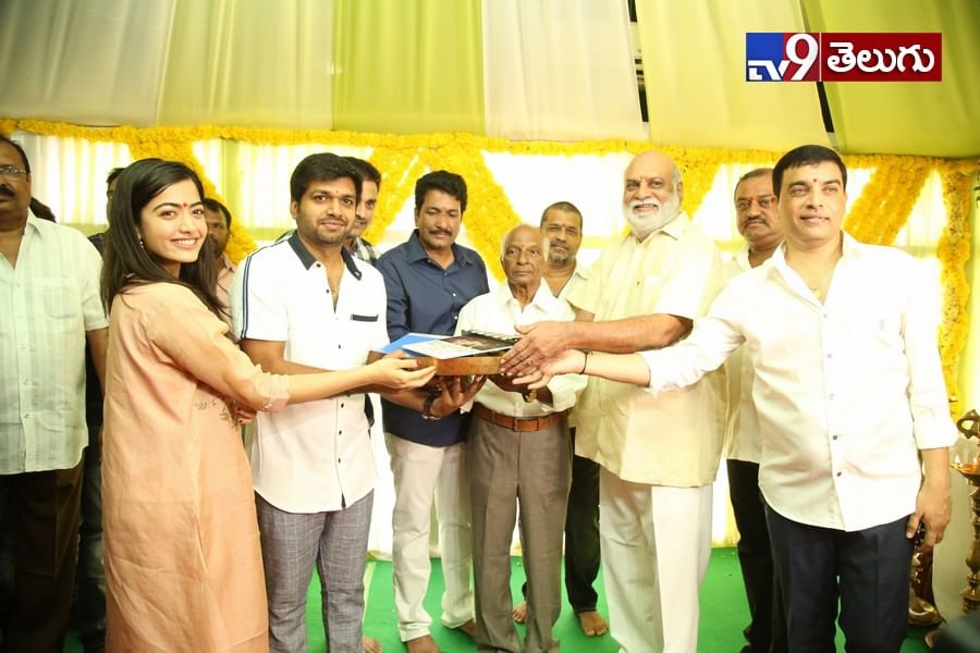 ‘సరిలేరు నీకెవ్వరు’ మూవీ ఓపెనింగ్  ఫొటోస్