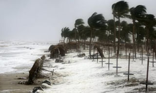 పూరీ నుంచి ఫొని తుఫాన్ లైవ్ అప్‌డేట్స్..