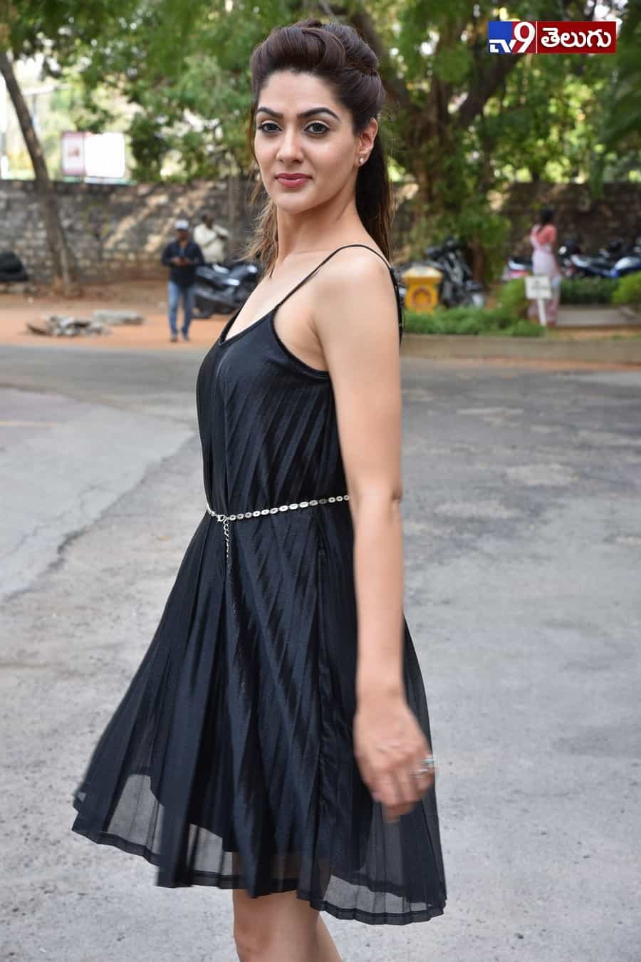 ‘సాక్షి చౌదరి’ న్యూ ఫొటోస్