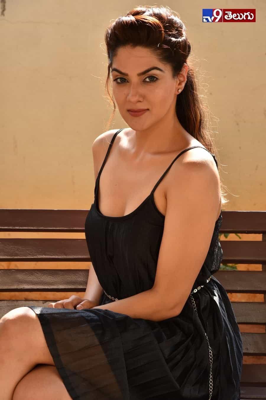 ‘సాక్షి చౌదరి’ న్యూ ఫొటోస్