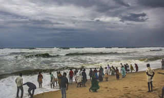 అమిత్‌ షా.. బీఅలర్ట్.. ఝార్ఖండ్‌లో నక్సల్స్ ఏం చేశారంటే..?