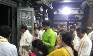 మోదీది పిరికితనం… ప్రియాంక సెటైర్!