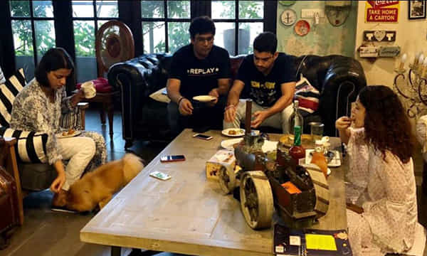 ఇవి మోదీ పకోడీలు .. కిచెన్లో కంగనా..!