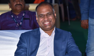 ఈ వైపు వెంకీ అన్నయ్య.. ఆ వైపు విజయ్‌.. ‘మహర్షి’కి ఇద్దరూ ఇష్టమే..!