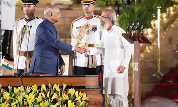 ఓ కేంద్రమంత్రి..నీవే కదా అసలైన మహర్షి