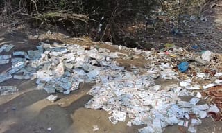 తండ్రికి జగన్ నివాళి