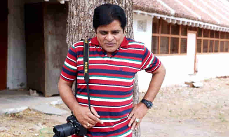 ఆలీ పండుగాడిగా..