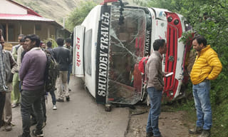 ఈసీ అమ్ముడుపోయింది – మమతా బెనర్జీ