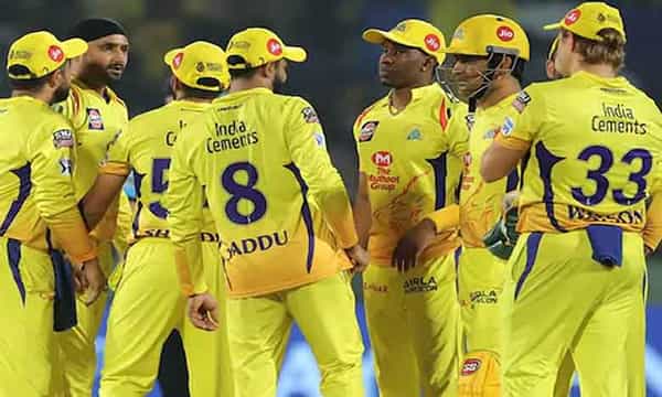 IPL 2020: బయో బబుల్ను దాటిన చెన్నై ప్లేయర్.. స్పందించిన ఫ్రాంచైజీ.!