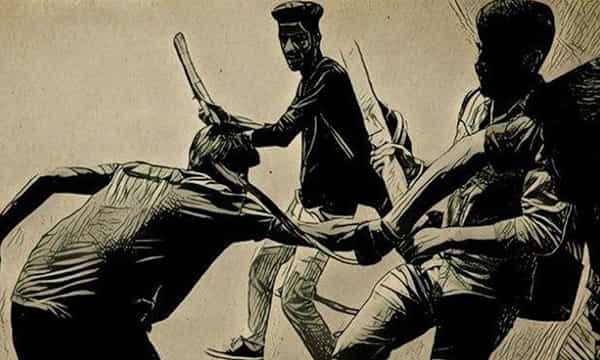 అగ్రవర్ణాల ముందు అన్నం తిన్నందుకు... ఆ దళితుడ్ని...