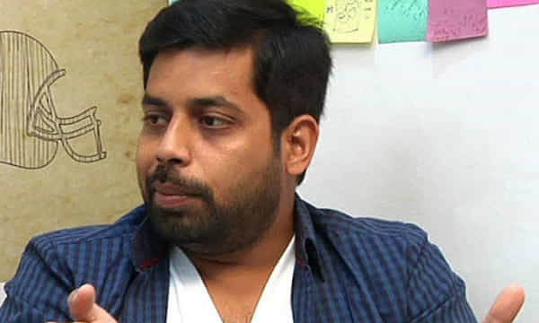 ఆర్జే హేమంత్ కారుకు ప్రమాదం.. లక్కీ ఎస్కేప్