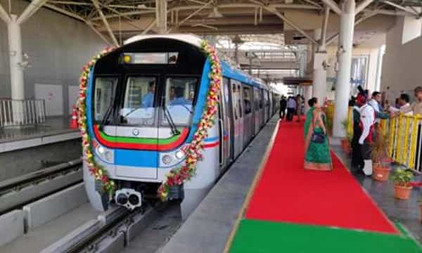 Breaking News..మెట్రో రైళ్లకు గ్రీన్సిగ్నల్