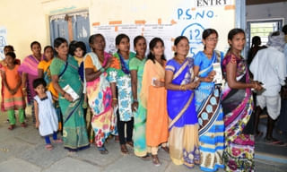 ఫోన్ పోయిందని.. యువకుడి ఆత్మహత్య..!