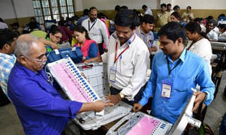 మాయావతితో చంద్రబాబు భేటీ