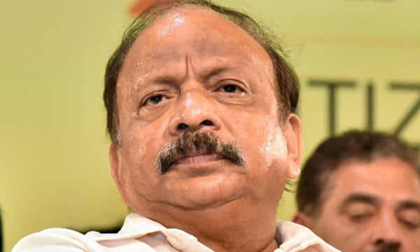 నోరు పారేసుకున్న కర్ణాటక కాంగ్రెస్ నేత