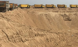 విషాదంగా మారిన సరదా.. జెయింట్ వీల్ విరిగి..