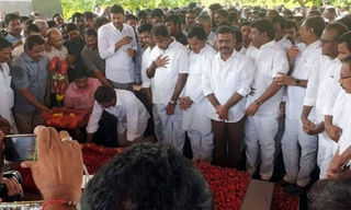 మహారాష్ట్రలో అనావృష్టి.. నిత్యం నీటి యుద్ధాలే..