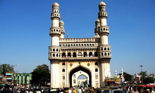 మేడే శుభాకాంక్షలు తెలిపిన సీఎం కేసీఆర్, గ‌వ‌ర్న‌ర్‌