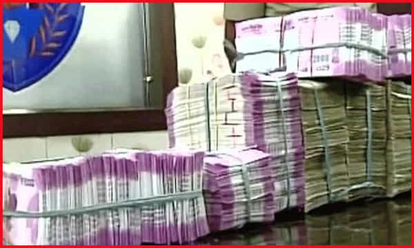 హైదరాబాద్లో భారీగా హవాలా క్యాష్ పట్టివేత