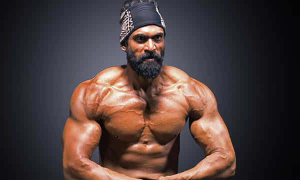 హిరణ్యకశ్యపపై బడా నిర్మాణ సంస్థ కళ్లు..!