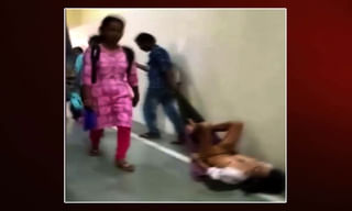 సూపర్ స్టార్ కృష్ణకు.. చంద్రబాబు, బాలయ్య పరామర్శ