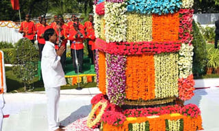 కేబినెట్ భేటీలో ఇకపై నో ఫోన్స్..యూపీ సీఎం ఆదేశం