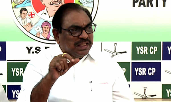 కథ ,స్క్రీన్ప్లే, డైరెక్షన్ చంద్రబాబు : సి. రామచంద్రయ్య