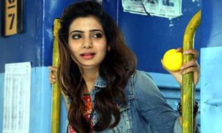 విశాల్.. దిగజారిపోయావ్- వరలక్ష్మి