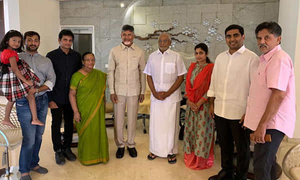మురళీమోహన్కు చంద్రబాబు పరామర్శ
