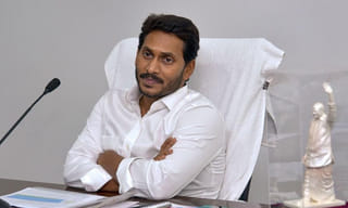 15 ఏళ్ల పాటు జగనే సీఎం – స్వరూపానందేంద్ర స్వామి