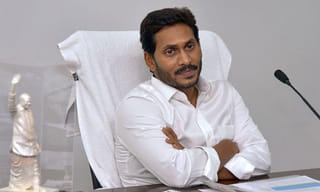 మన హీరోయిన్లు.. మహా లక్ష్మిల్లా ఎంత ముద్దుగున్నారో! 