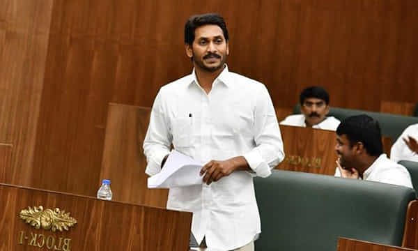 ‘ప్రత్యేక హోదా’పై అసెంబ్లీలో గళమెత్తిన వైఎస్ జగన్