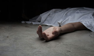 చీరాలలో ఇరువర్గాల మధ్య ఘర్షణ..