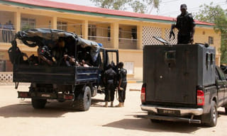 చైనాలో భారీ భూకంపం: 11 మంది మృతి, 122 మందికి గాయాలు