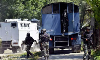 పొరుగు రాష్ట్రాలతో స్నేహ బంధాన్ని కొనసాగిస్తాం: కేసీఆర్‌