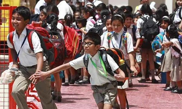 హడావిడి షురూ..!