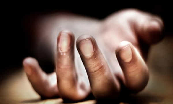 ఇంటర్ విద్యార్థిని ఆత్మహత్య.. ఒత్తిడే కారణమా..?
