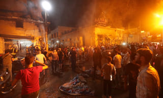 నీట మునిగిన పడవ.. ఏడుగురు గల్లంతు