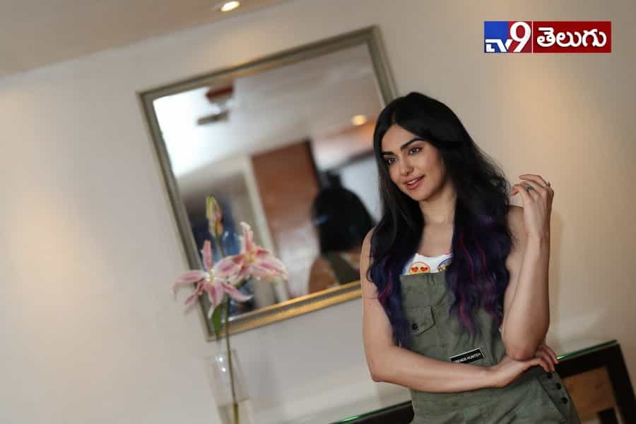 అందాల ‘ఆదా శర్మ’ అదరహో