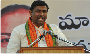 దేశమంటే తెలుగుదేశం కాదోయ్:కేశినేనికి పీవీపీ ఘాటు కౌంటర్