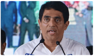 మెడలు వంచుతామని.. కేంద్రానికి సాష్టాంగ నమస్కారం చేశారు – లోకేష్