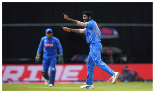 భారత్ పై మూడో సెంచరీ: మాథ్యూస్