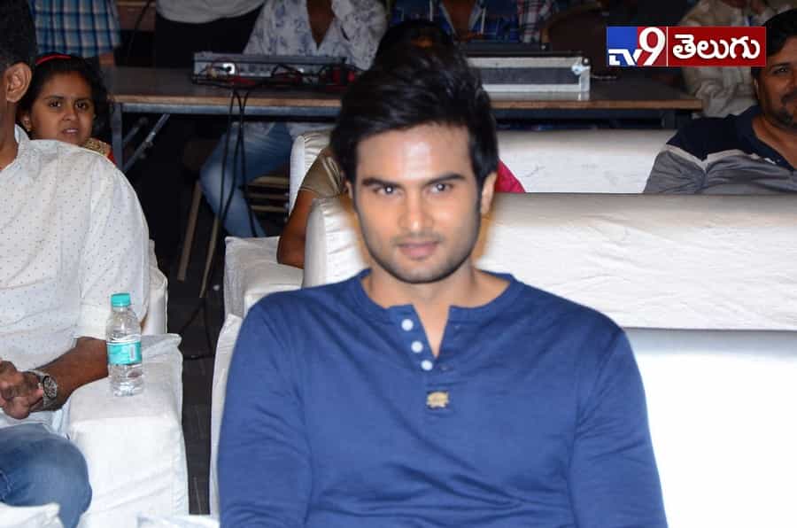 యువ హీరోల కలయిక “నిను వీడని నీడను నేనె” ఫంక్షన్ లొ