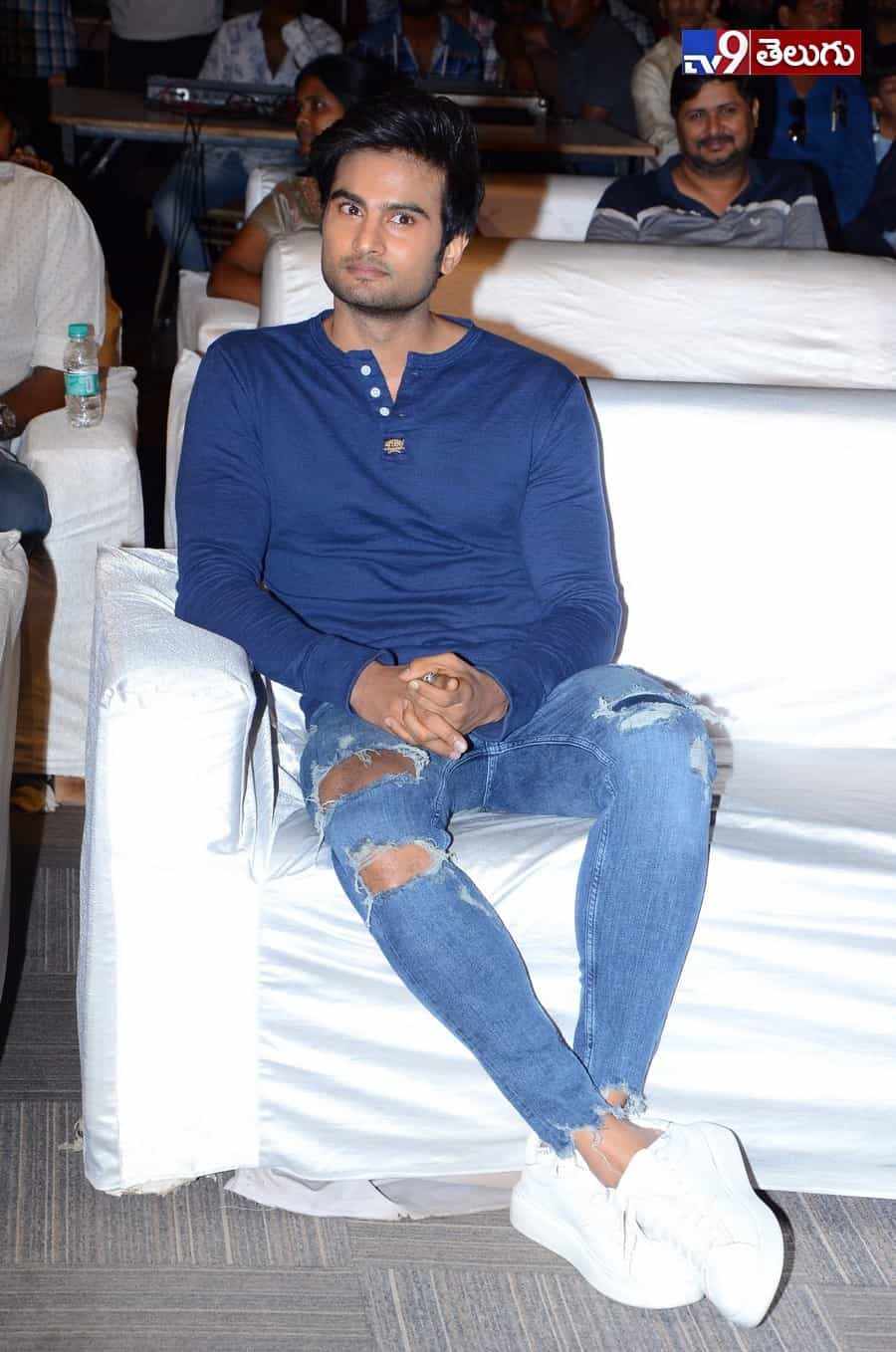యువ హీరోల కలయిక “నిను వీడని నీడను నేనె” ఫంక్షన్ లొ
