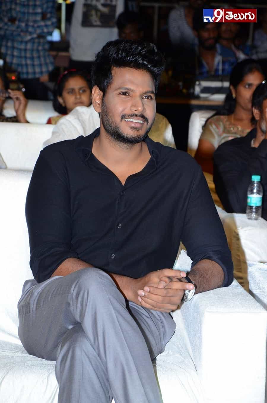 యువ హీరోల కలయిక “నిను వీడని నీడను నేనె” ఫంక్షన్ లొ