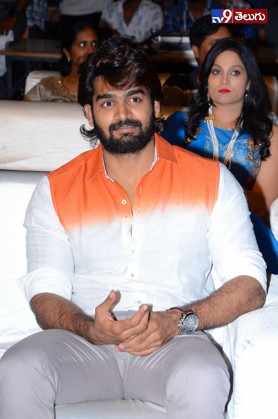 యువ హీరోల కలయిక “నిను వీడని నీడను నేనె” ఫంక్షన్ లొ