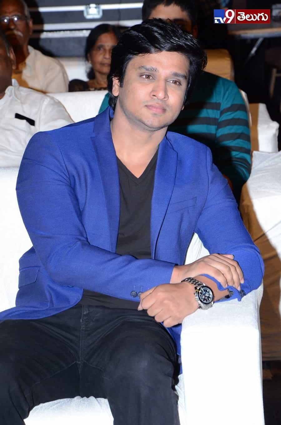 యువ హీరోల కలయిక “నిను వీడని నీడను నేనె” ఫంక్షన్ లొ