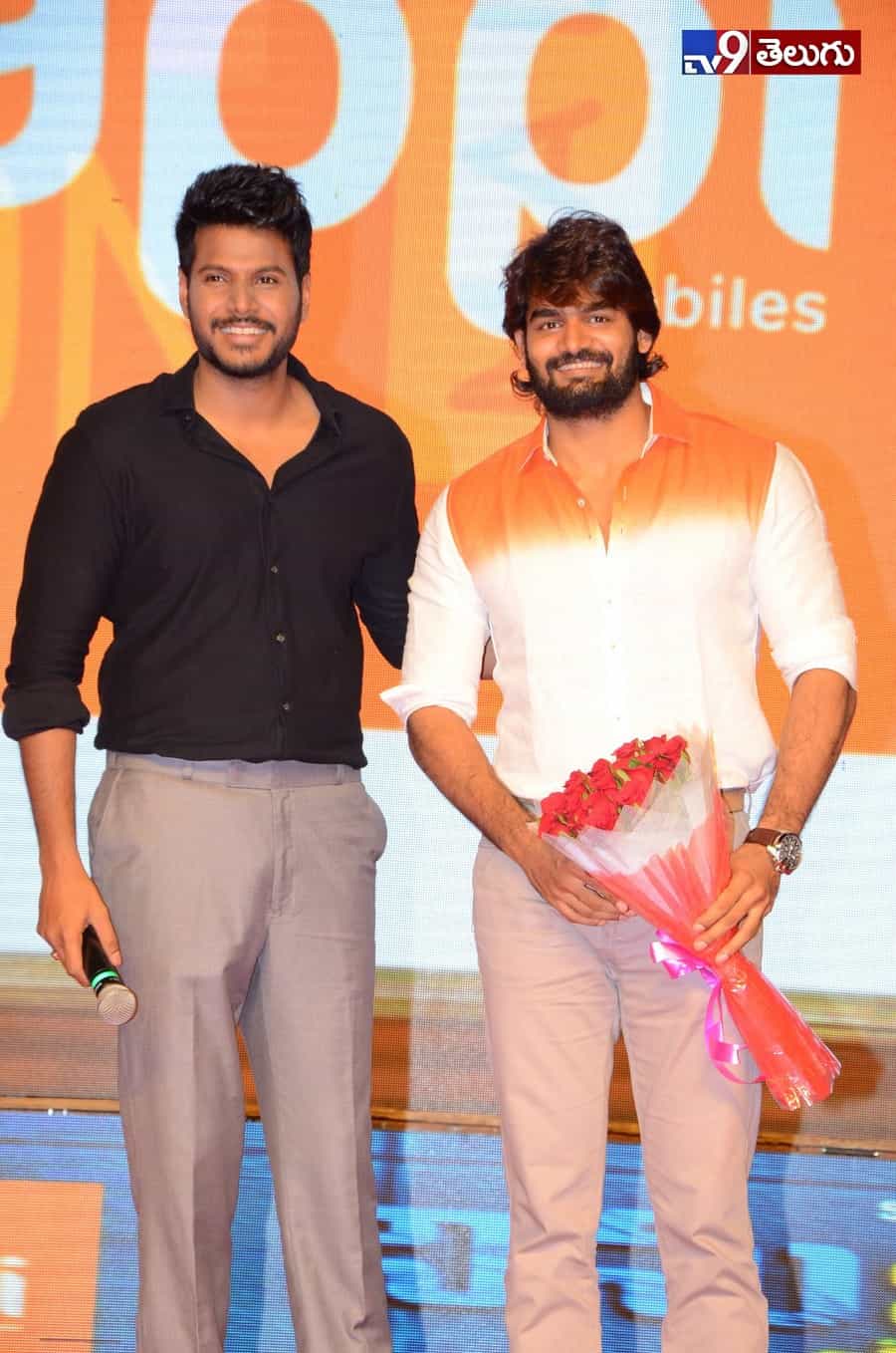యువ హీరోల కలయిక “నిను వీడని నీడను నేనె” ఫంక్షన్ లొ